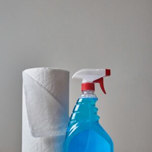 Mirror cleaner with tissu