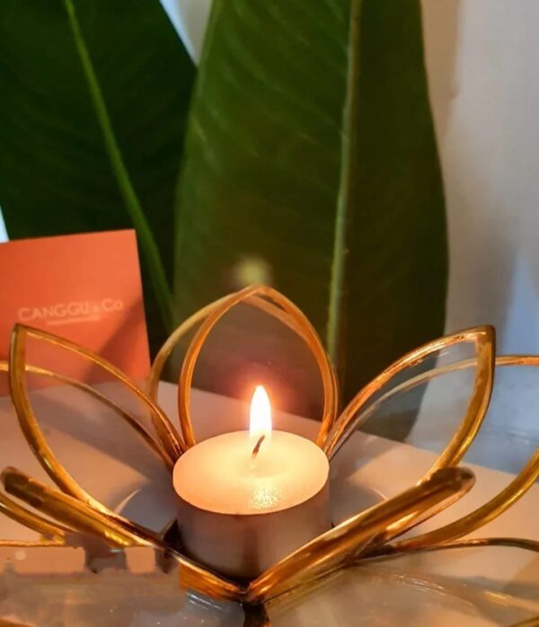 Metal T Light Candle Holder