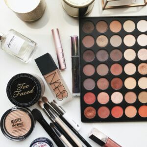 Eye shadow